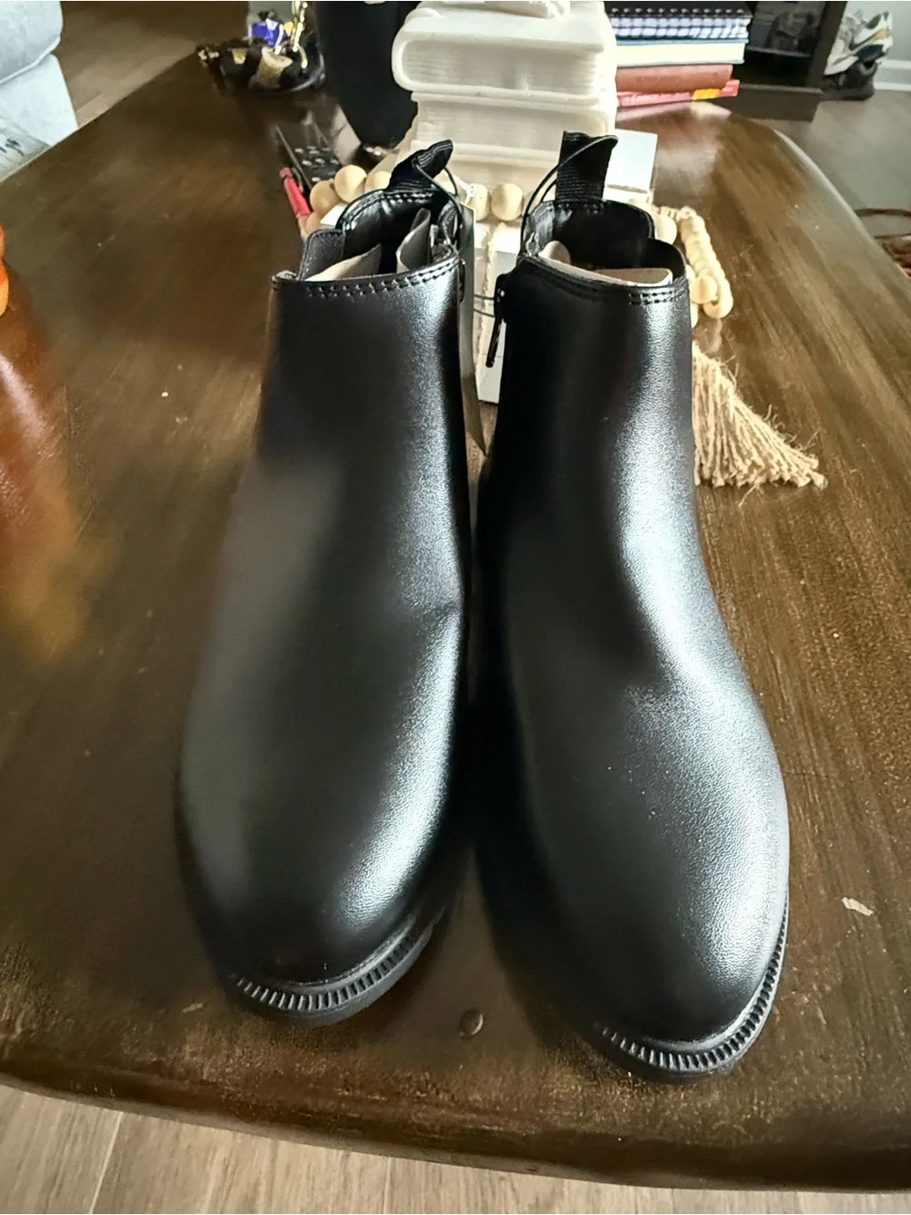 Classic Black Chelsea Ankle Boots size 1 cat&Jack